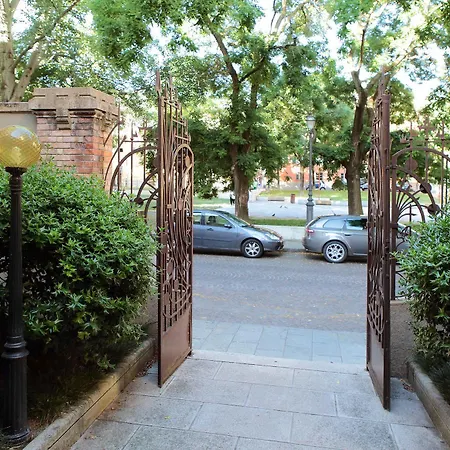 Liberty Aparthotel
